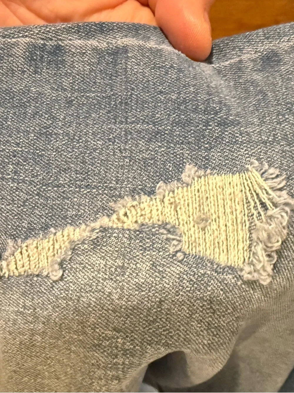 Nicole Miller size 12 distressed Light Wash Denim Jeans - Picture 2 of 4